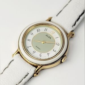 Vintage Seiko ALBA Ladies Quartz Watch Y588-0130 JDM | 24mm Gold Tone Case